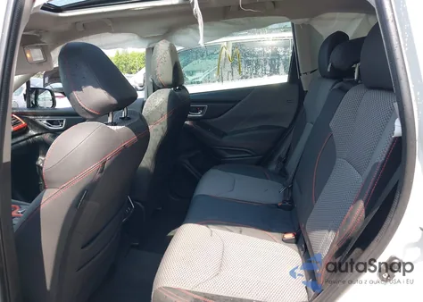 2021 Subaru Forester Sport z USA, uszkodzony, nr VIN JF2SKARC3MH486463